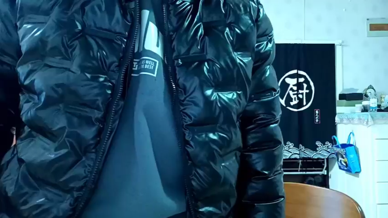 【2022-12-25 16点场】o北京老王o：夜伴斌说！