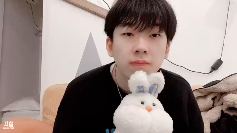 【2022-12-26 01点场】叁三QvQ：【小奶团】去长沙啦