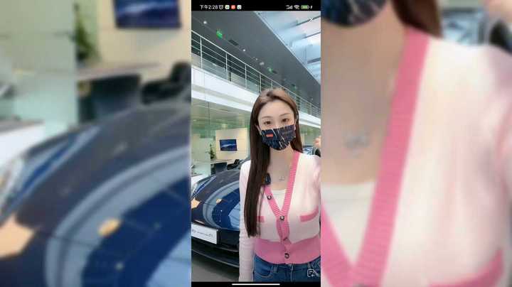 卖车的小姐姐真好看啊