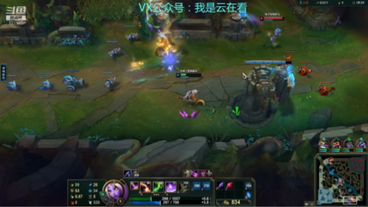 【英雄联盟】小炮一点也不怂很会玩，奶妈就加血