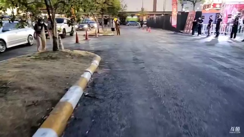 【2022-12-22 19点场】叶子户外：《纪实直播》泰国曼谷到清迈day12