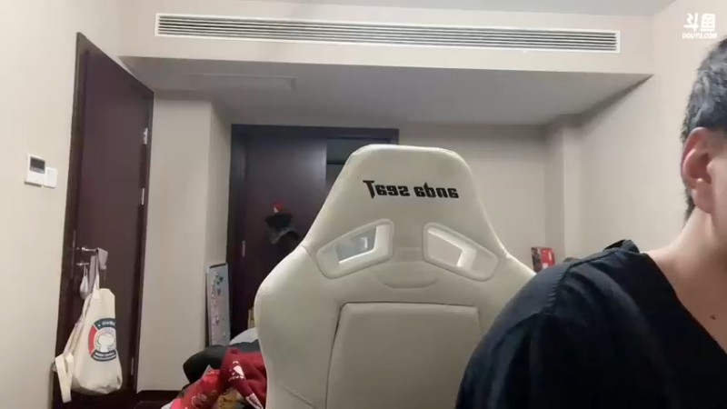 【2023-01-01 00点场】金甲EzNpc：手快有 手慢无 灵活大脑+闪电手