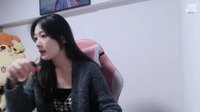 【2023-01-01 18点场】传情小小：小鹿：兄弟们，元旦快乐！