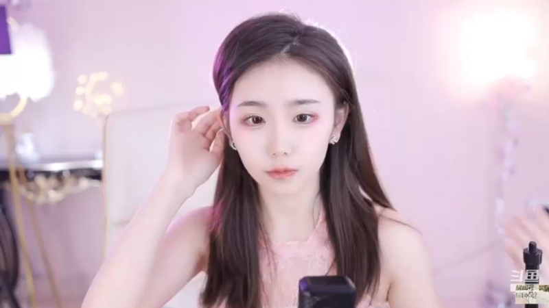 【2023-01-02 21点场】熊小怡呀：人不在人不在 ，，，，
