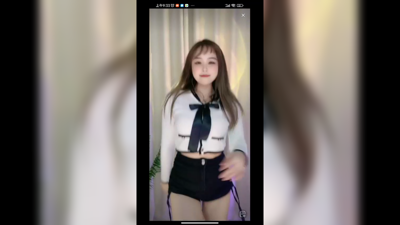 可爱的美女跳舞真好看，肉嘟嘟真好看啊