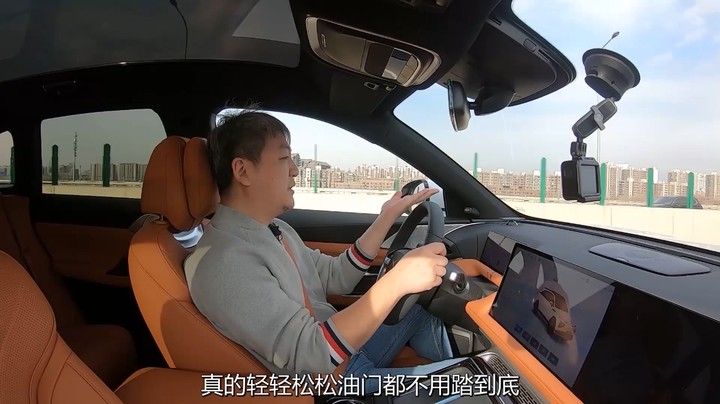 小鹏G9：高不成低不就，自动驾驶比之前优秀