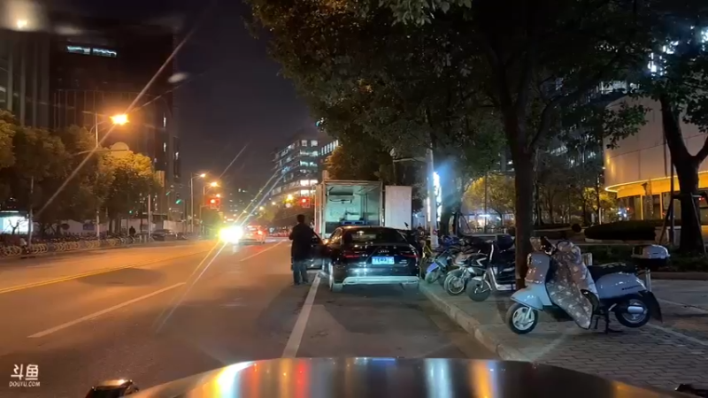 【2023-01-04 17点场】黑人毅：练腿练好晚上连个手臂