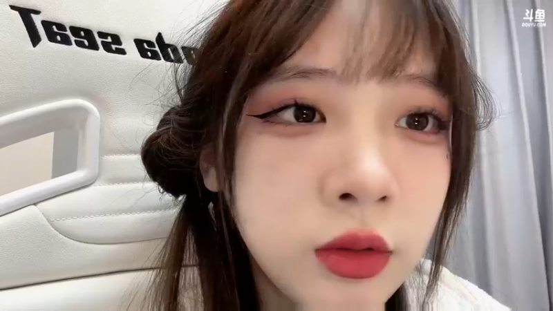 【2023-01-05 15点场】艾琳bigbaby：【双倍】重生之我是厨神