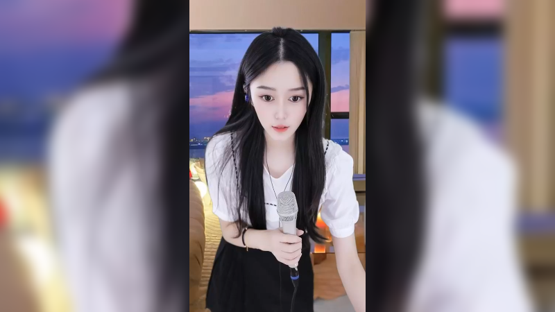 【一起来听歌】美女不止颜值高,身材好,歌声还甜美