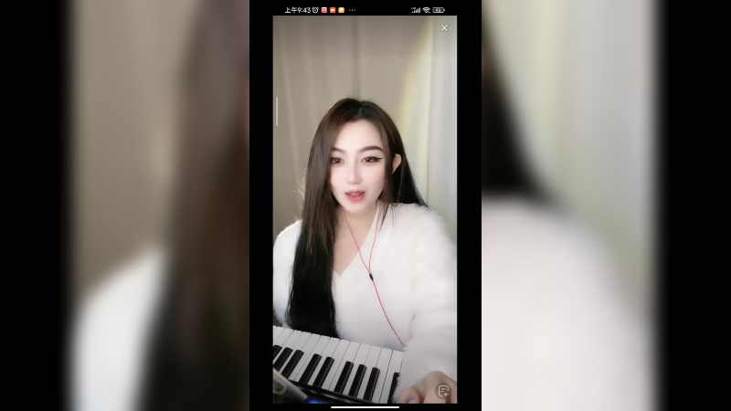 美女小姐姐聊天还是很有趣的