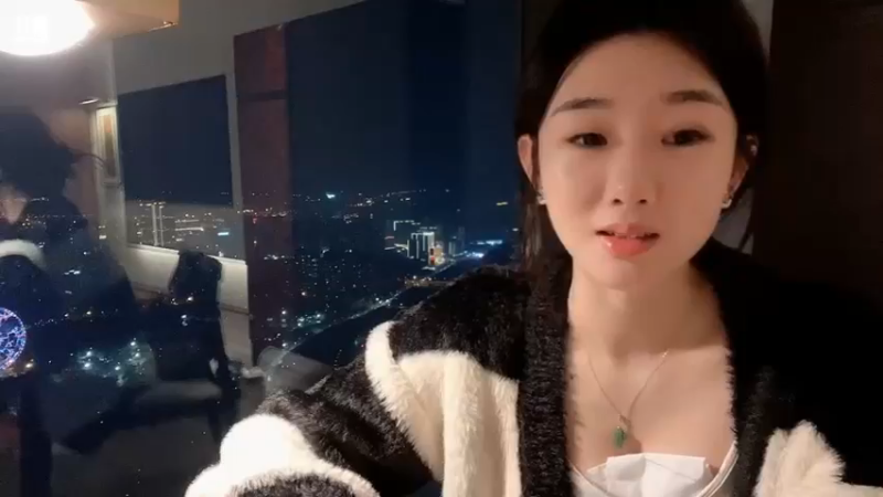 百百美女直播真可爱啊