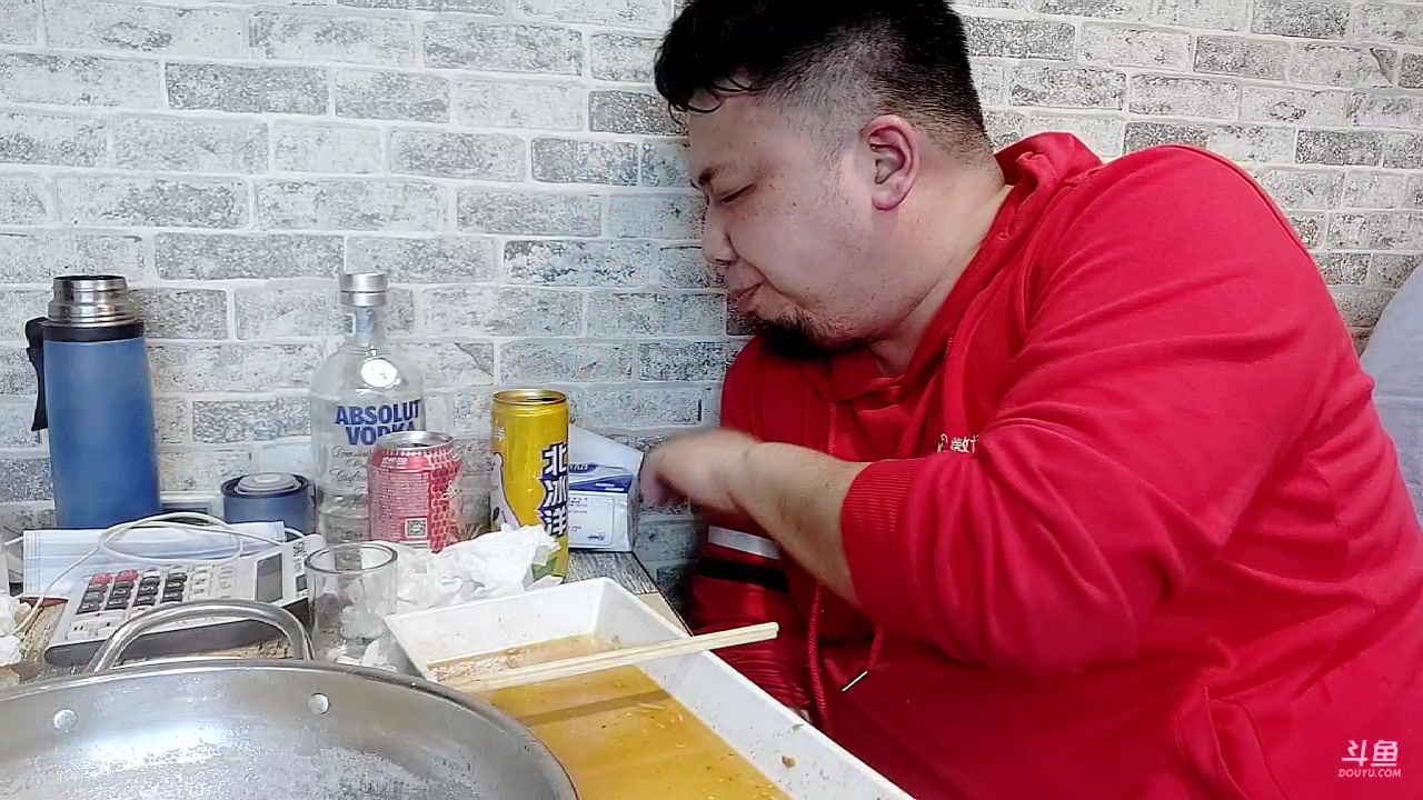 【2023-01-06 19点场】天津美食胡子：晚上吃个酱骨自助