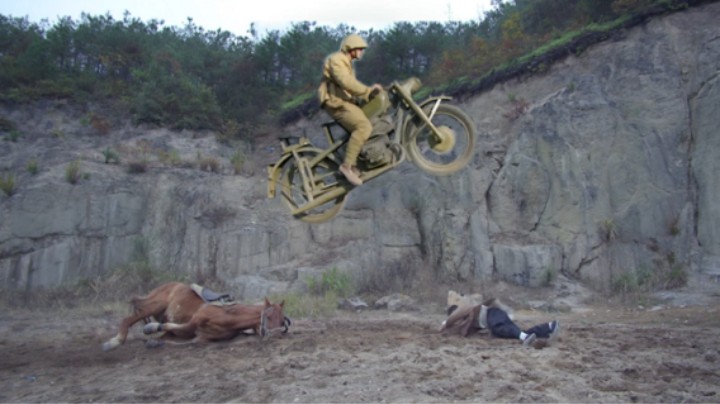 抗日神剧五分特效给我看笑了，后期练习了两天半就上岗了？哈哈哈