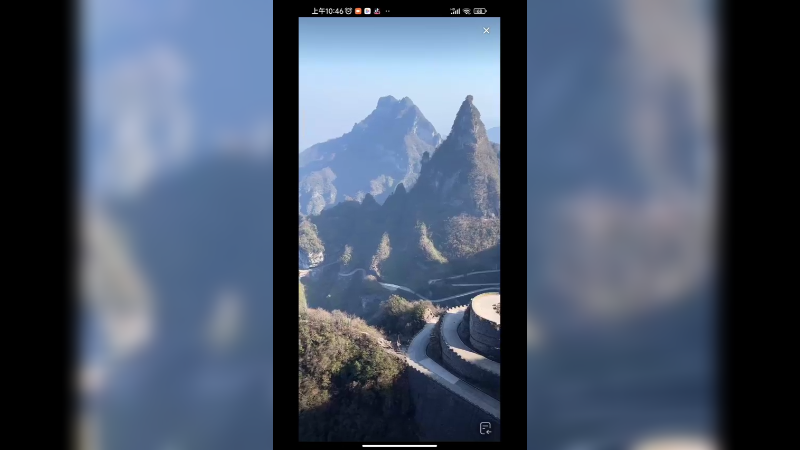 张家界风景区这条盘山路一般人不能开车，除非是老司机