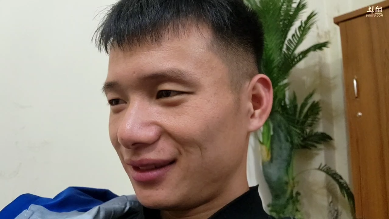 【户外】叶子户外的精彩时刻 20230109 00点场