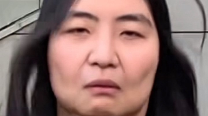 【2023-1-10 22点场】代表风向的一片落叶:那只老母猪的直播间