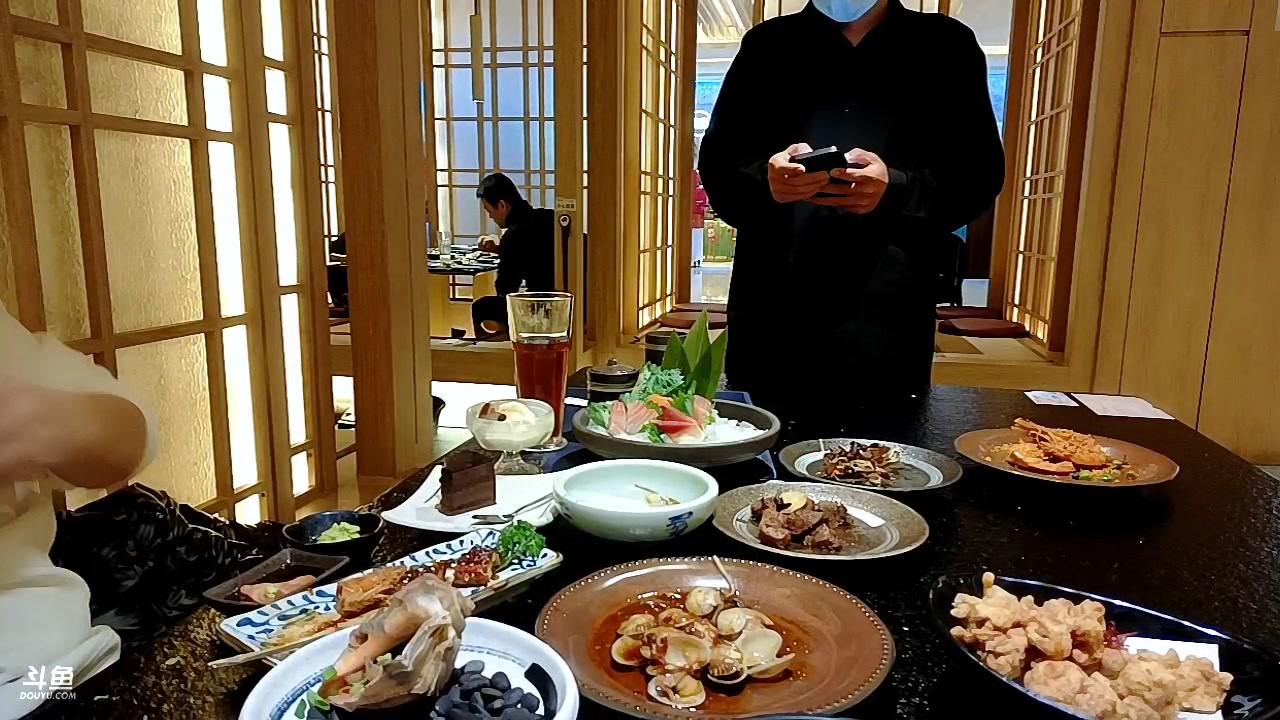 【2023-01-12 13点场】o北京老王o：户外斌子！