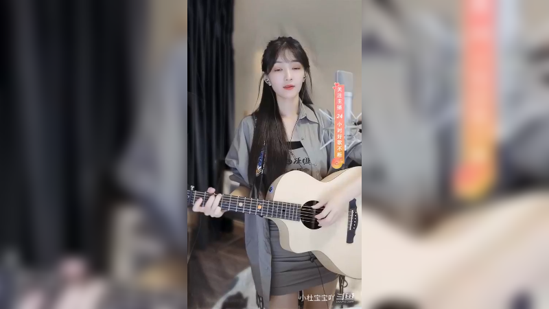【一起来听歌】美女不止颜值高,身材好,歌声还甜美6