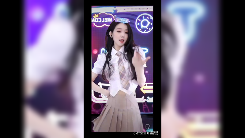 妹子气质真好，长的也漂亮，太迷人了1
