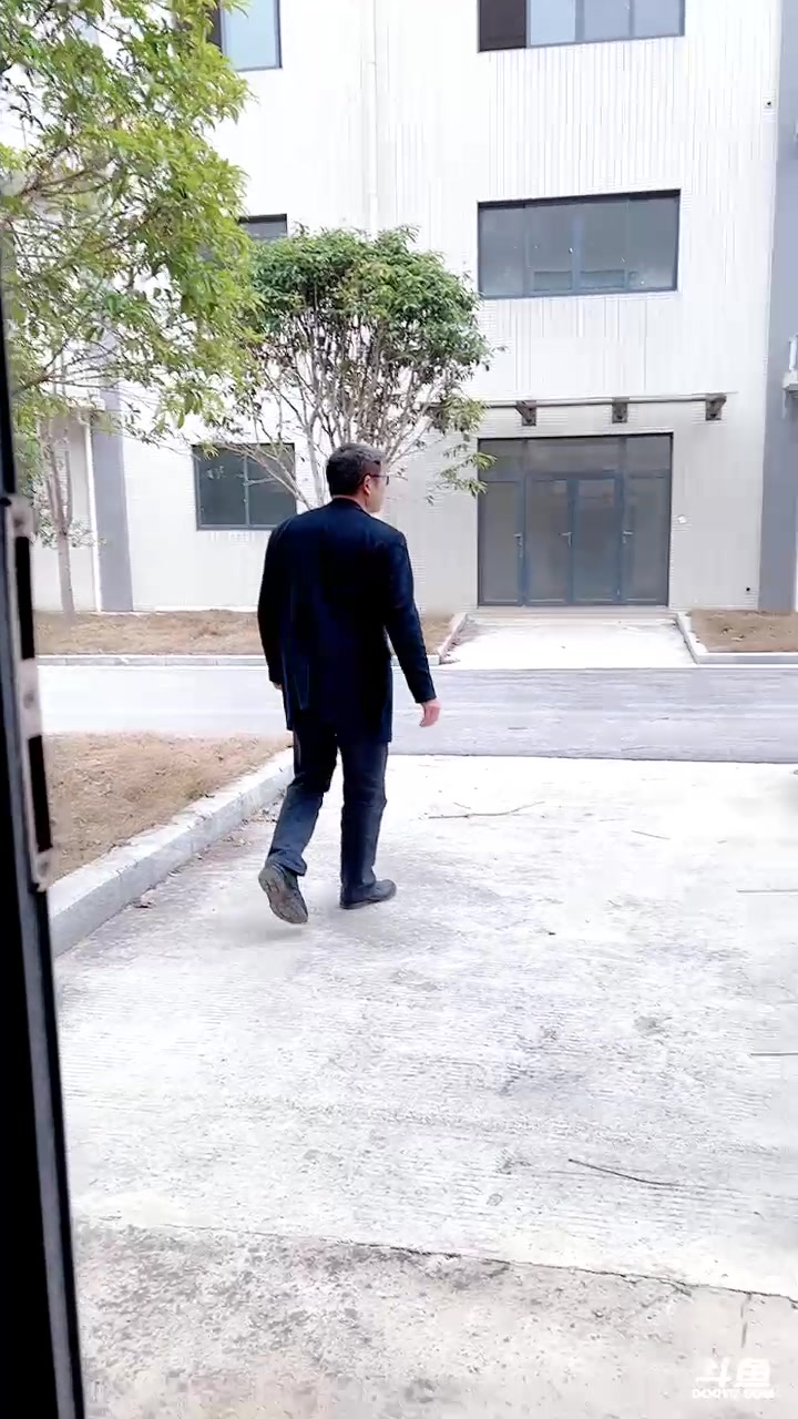【2023-01-18 15点场】睡懵的渣皇：斗鱼欧气满满直播间！！