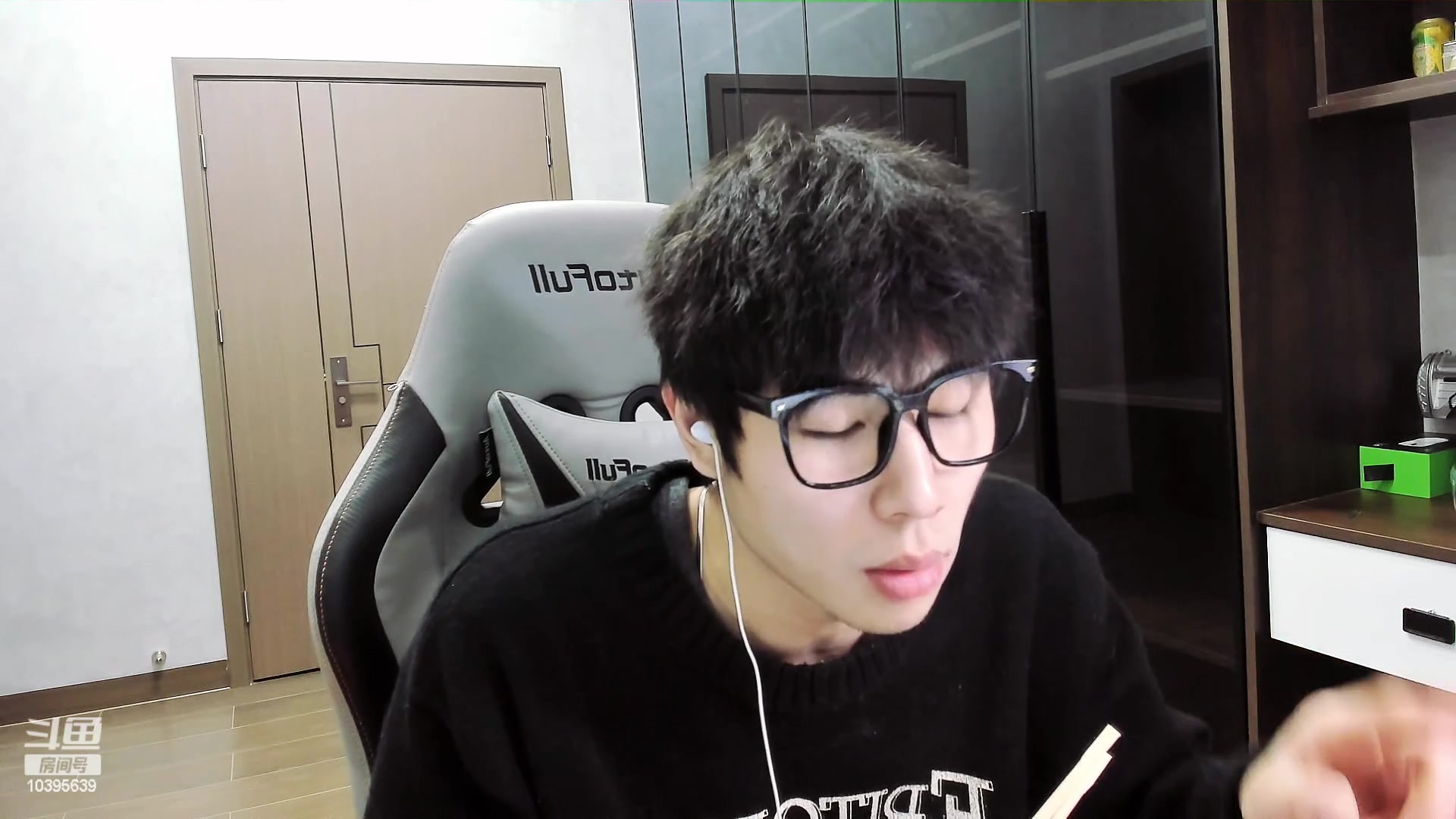 【2023-01-17 20点场】小宇oyo：宇帅出征 寸草不生！！！