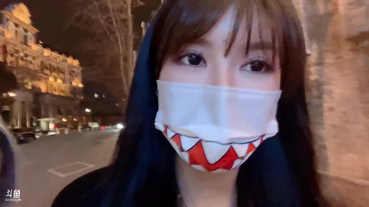【2023-01-19 20点场】喵小莎：别问问就杭州见！下午4点来。