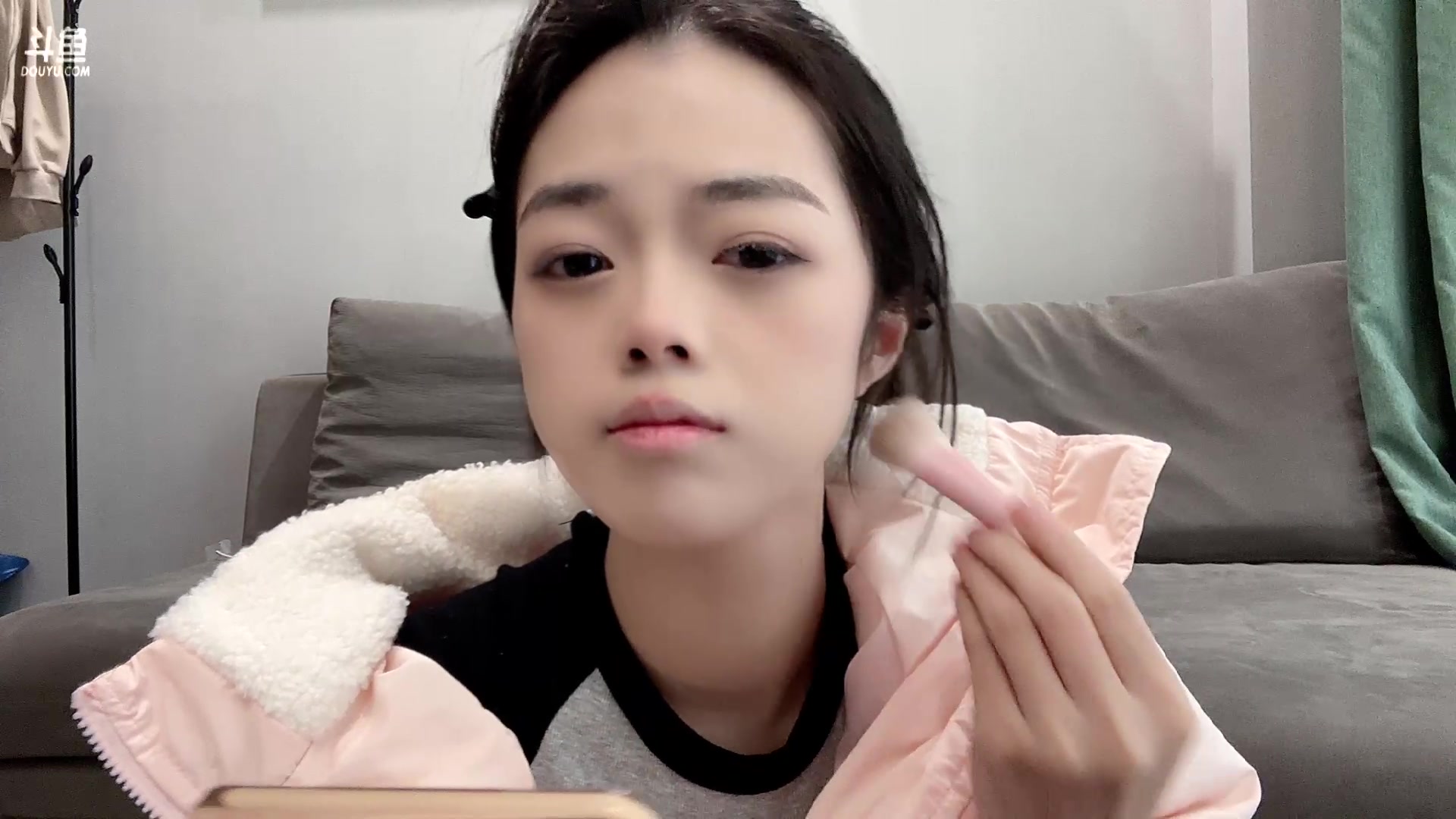 【2023-01-15 09点场】灰灰酱er：去成都玩啦！