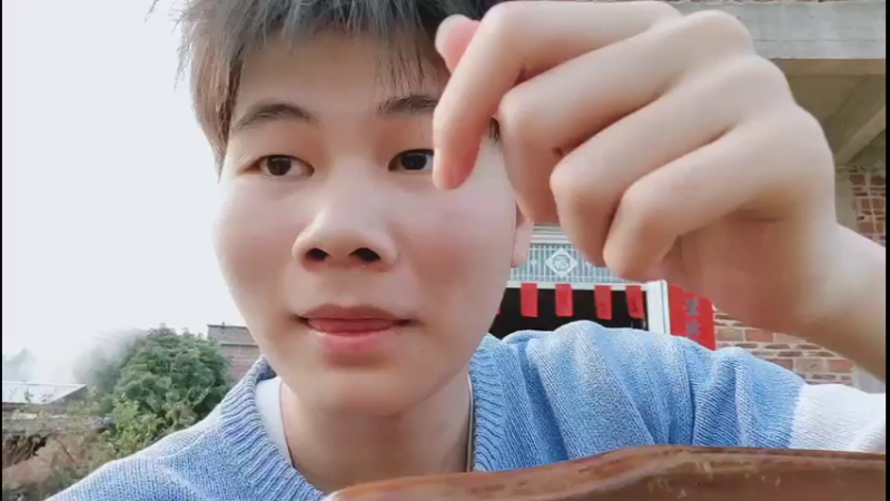 【2023-01-21 16点场】是小柒鸭XQ：新年快乐，休息几天回家过年啦！