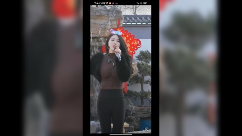 安徽美女小姐姐唱歌真好听，好看啊