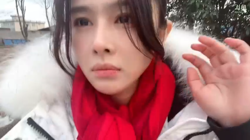 【2023-01-22 17点场】果冻cc007：刚睡醒啊 现在回老家到了播~~~