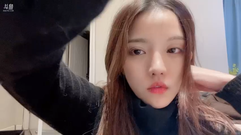 【2023-01-22 02点场】唐6儿：【小奶团】坐下 坐上货拉拉的副驾