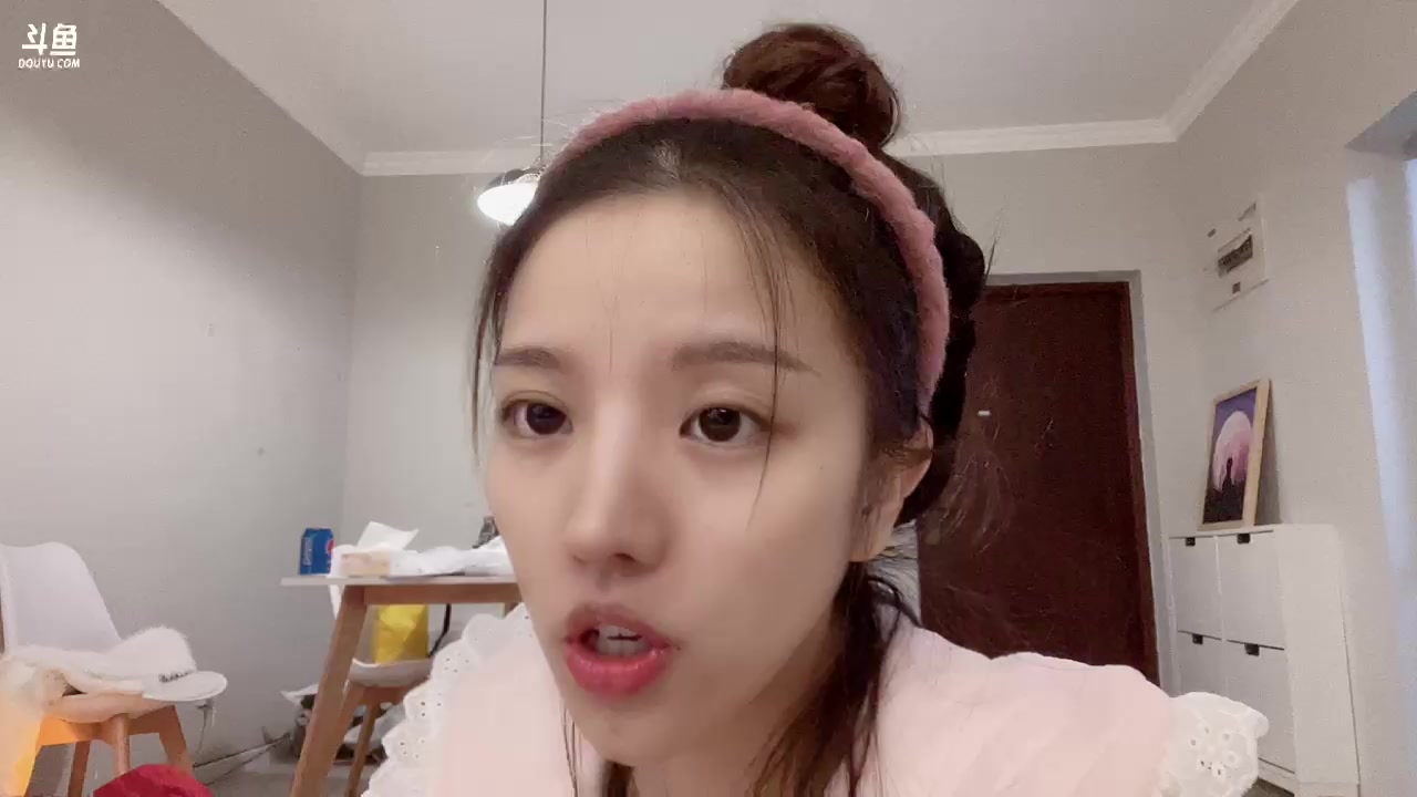 【2023-01-20 23点场】唐6儿：【小奶团】坐下 坐上货拉拉的副驾
