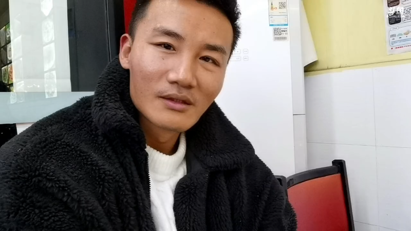 我在斗鱼看黑人毅直播户外