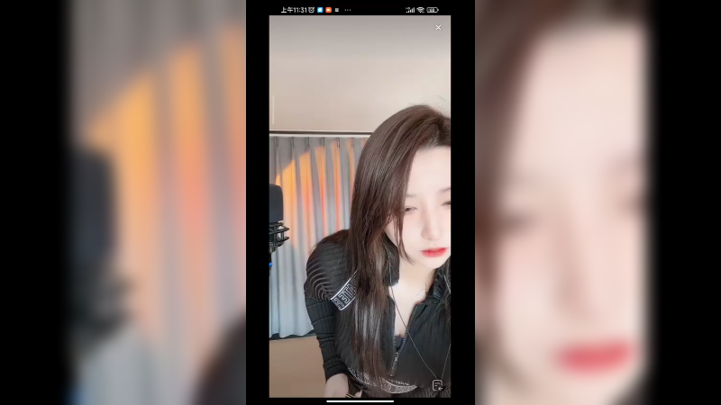 美女小姐姐居然还戴假发，我感觉没必要