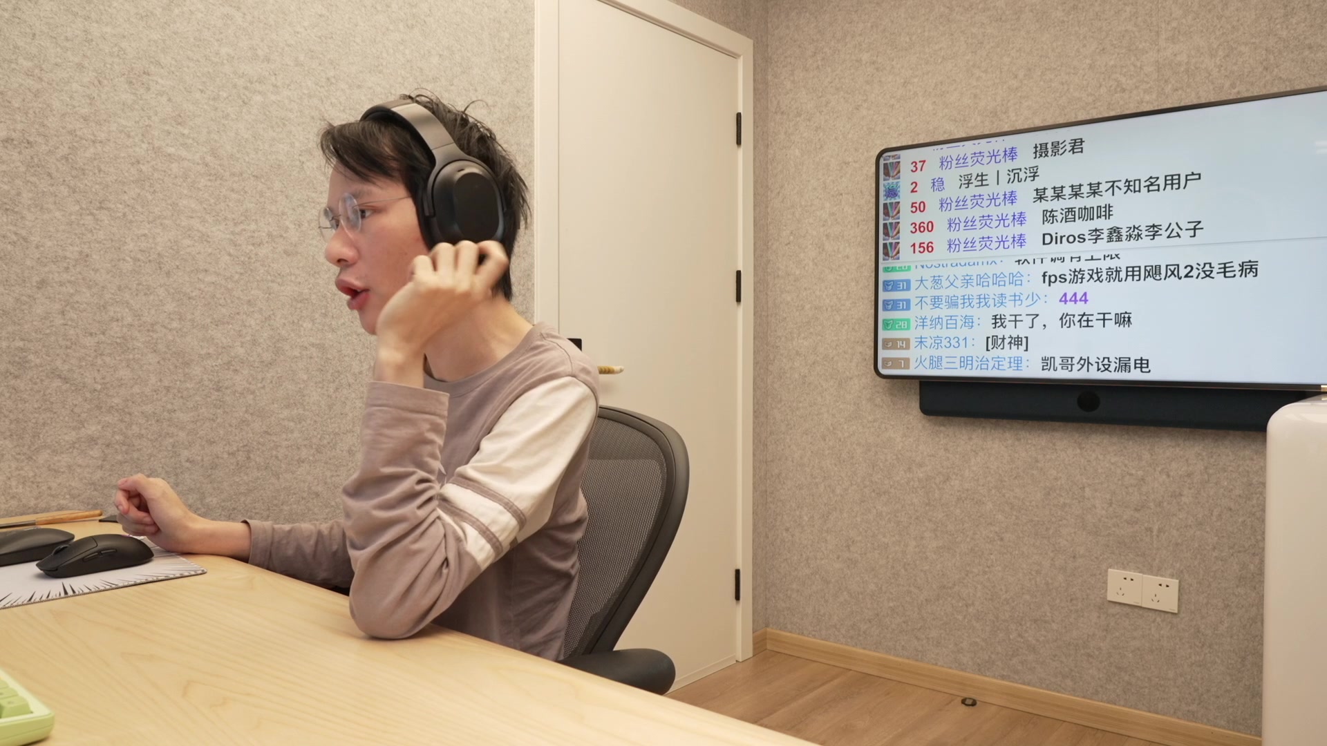 【2023-01-26 12点场】超级小桀：都来看半职业选手的枪法