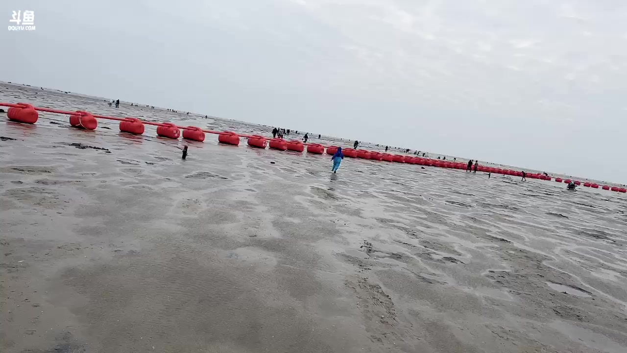 【2023-01-27 15点场】Dy花老湿：【26.27不定时播户外】