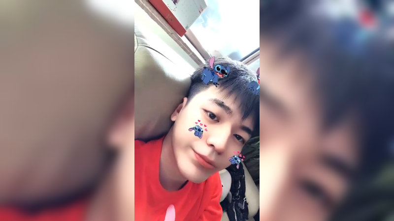 祝大家新年胜旧年 多玩几天不犯毛病 就是吃吃喝喝 我去上班了！