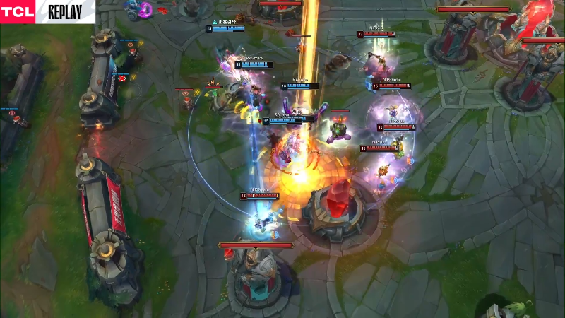 我在斗鱼看英雄联盟赛事直播英雄联盟