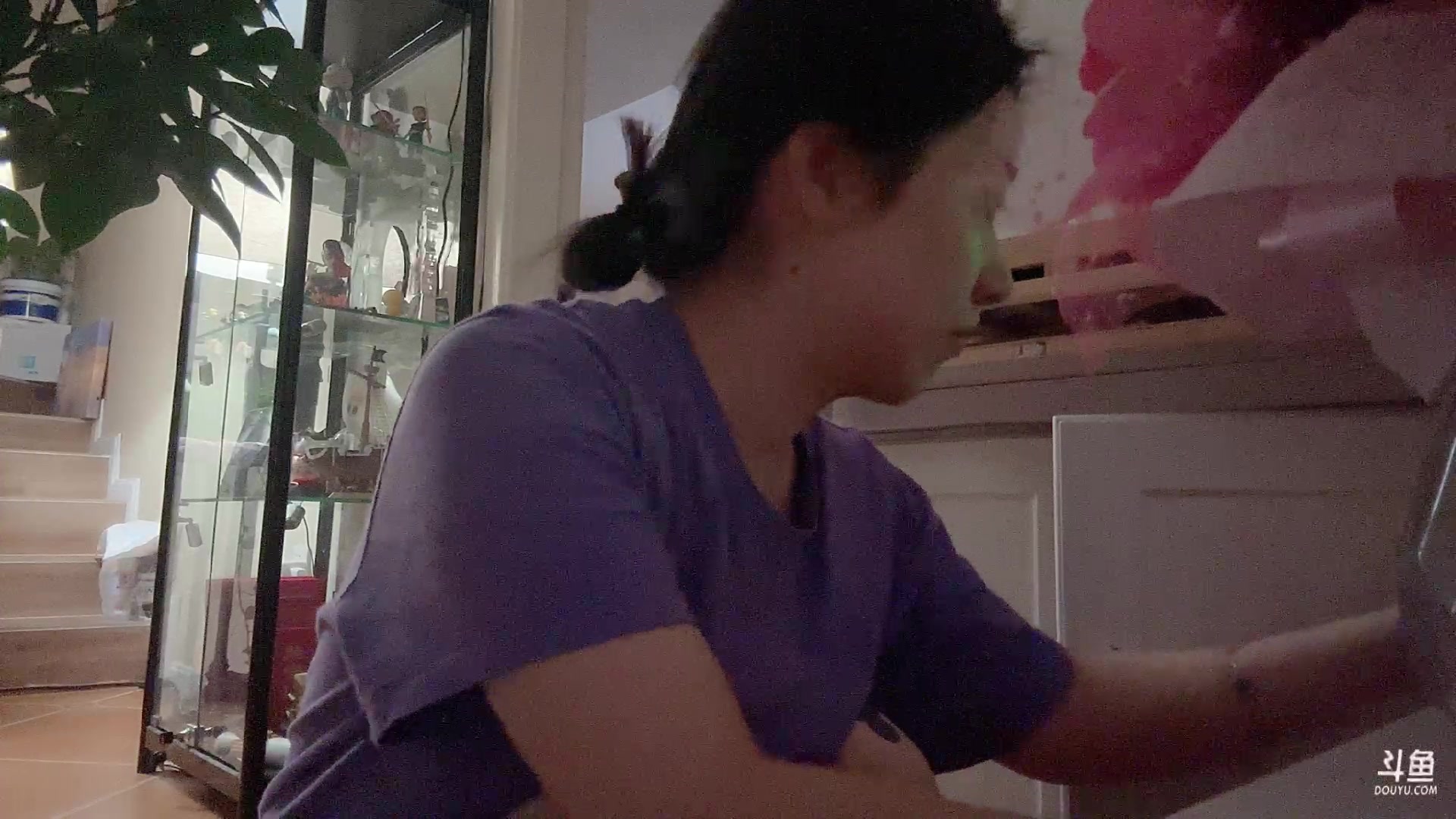 【2023-02-02 21点场】杨一歌：杨一歌：唱歌小仙女~22:00开播