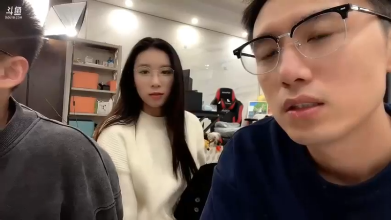 博哥要做美食节目，先画饼，大家吃不吃呢