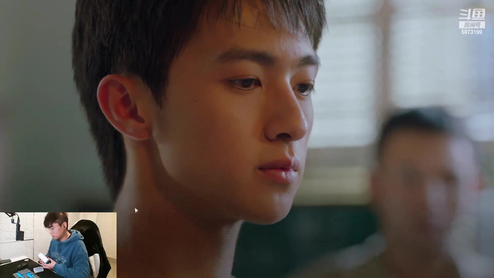 【2023-02-03 20点场】解说白乐：飞跃13号房反击篇！