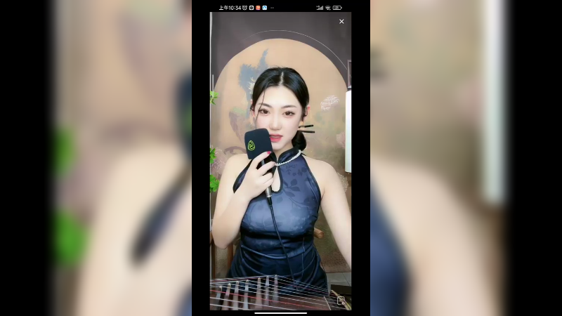 美女小姐姐谈古筝真好听，说话又好听