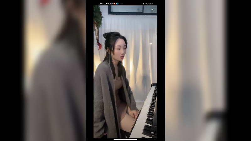 小姐姐今天冷了，穿外套聊天