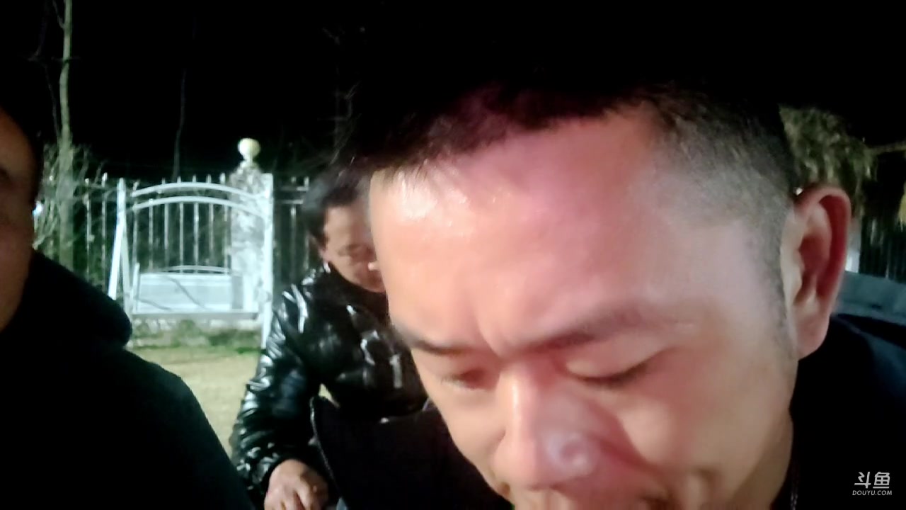 【2023-02-06 23点场】洪湖小肖：今天美食鱤鱼丸子