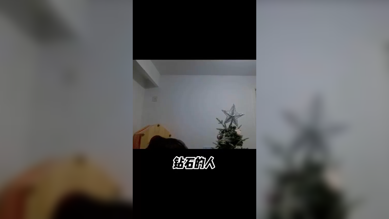 去菜市场买菜，发现小猴不见了，问买菜阿姨小猴去哪了，阿姨说