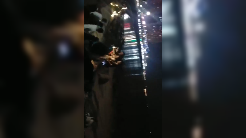 情侣合唱