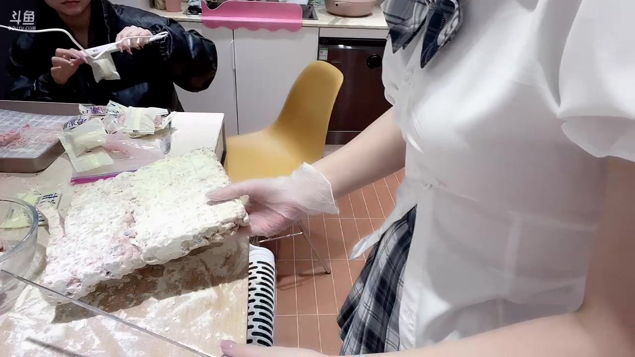 【2023-02-15 02点场】Kiki仔ovo：【kiki仔】情人节限定❤️
