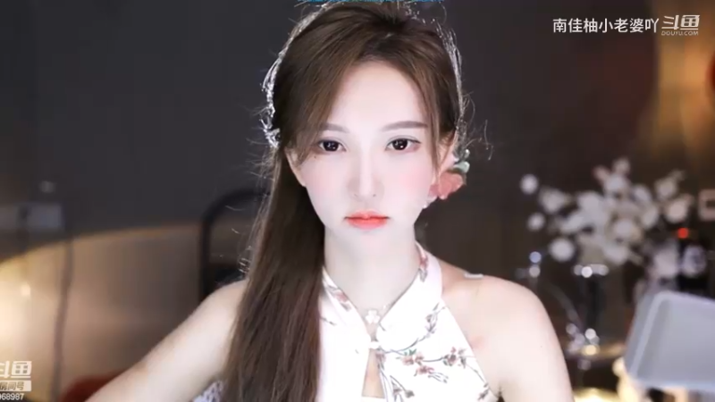 南妹儿：美美哒~