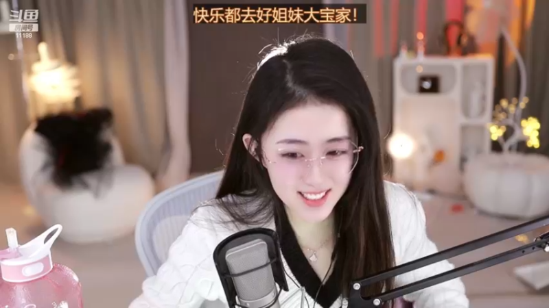 【2023-02-16 01点场】阿梨small：恭喜我阿人50级金牌牌啦！