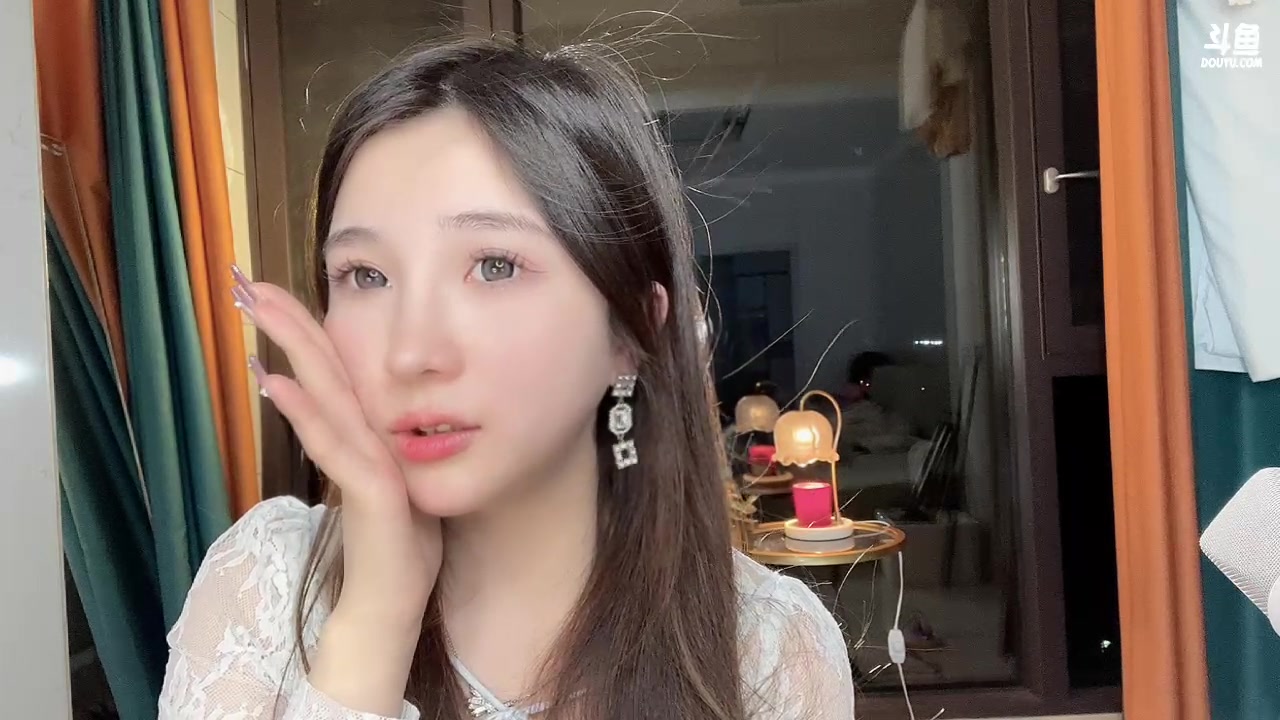 【2023-02-16 03点场】呆妹儿小霸王：【钻粉2.5倍】：新人挽挽第一天直播～